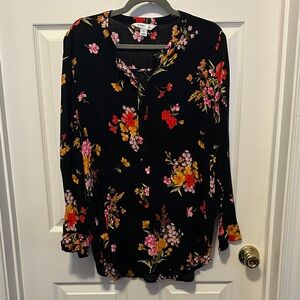 Old Navy Black Floral Tunic Top